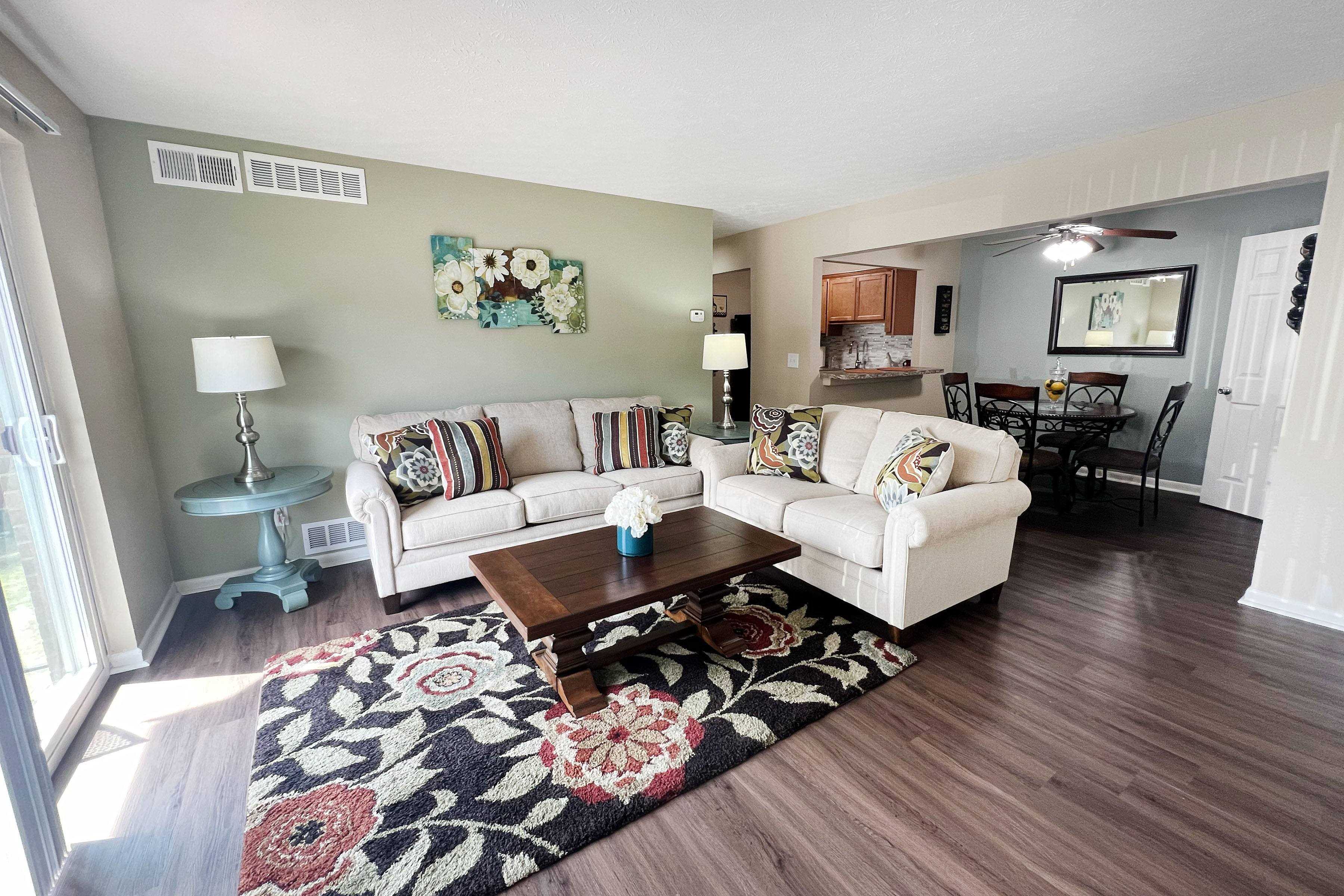 Fox Run Apartments Image 17