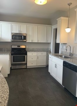 2815 Euclid Heights Image 5