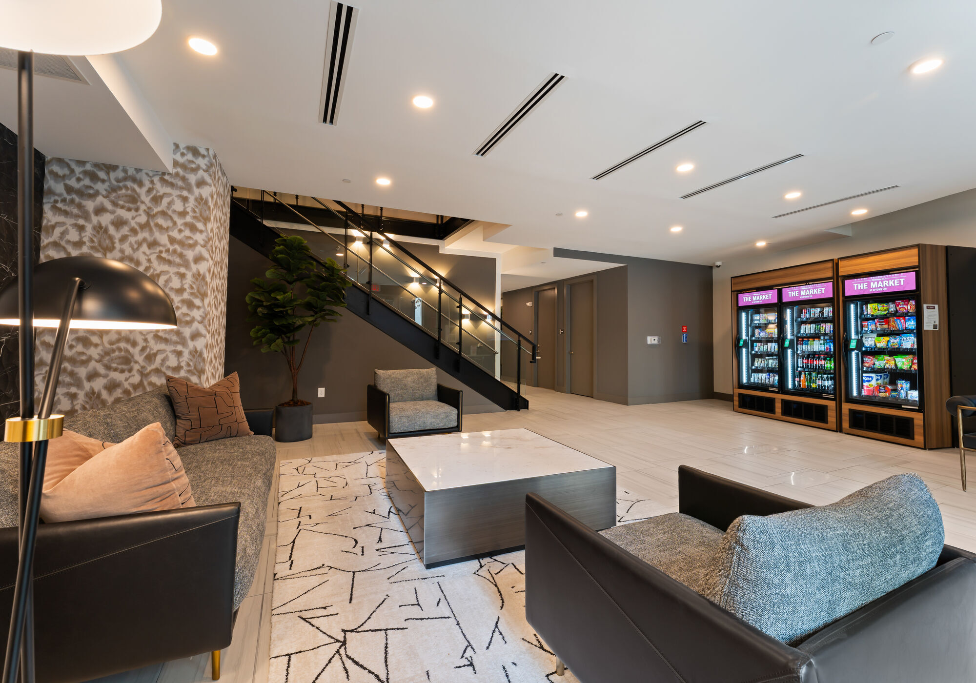 Uptown 550 Image 31
