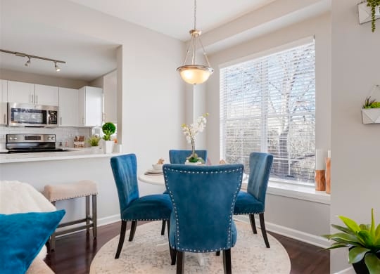 The Bluffs at Highlands Ranch Image 17