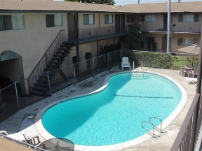 Olinda Courtyard Image 2