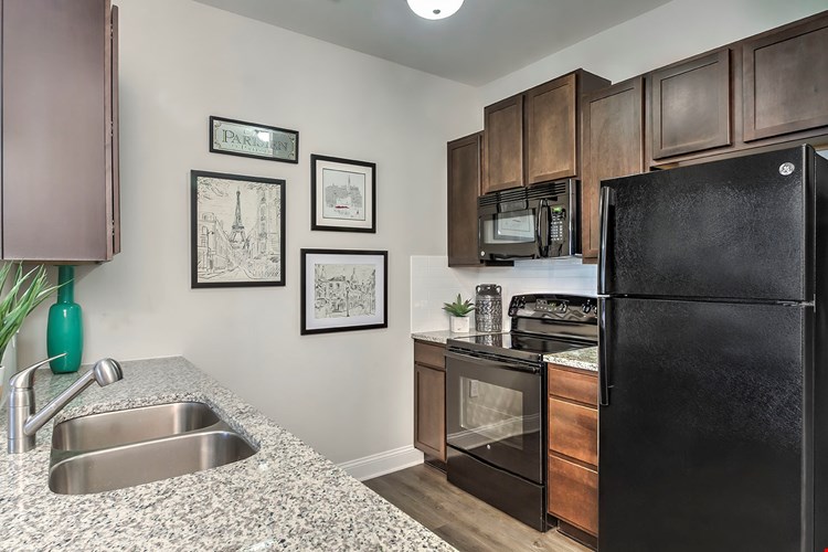 Retreat At The Park Image 5