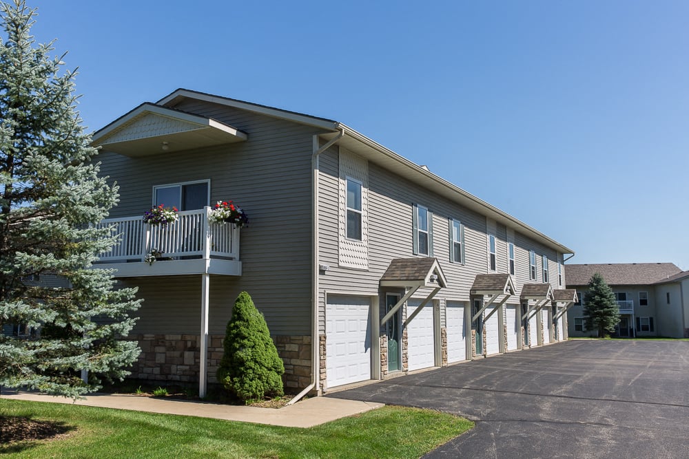 Fieldstone Apartments Image 2