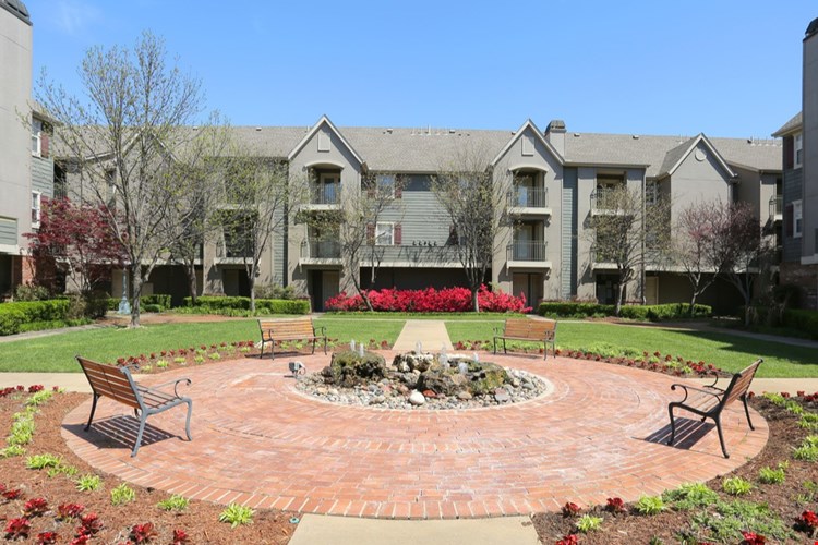 The Chesterfield Image 39