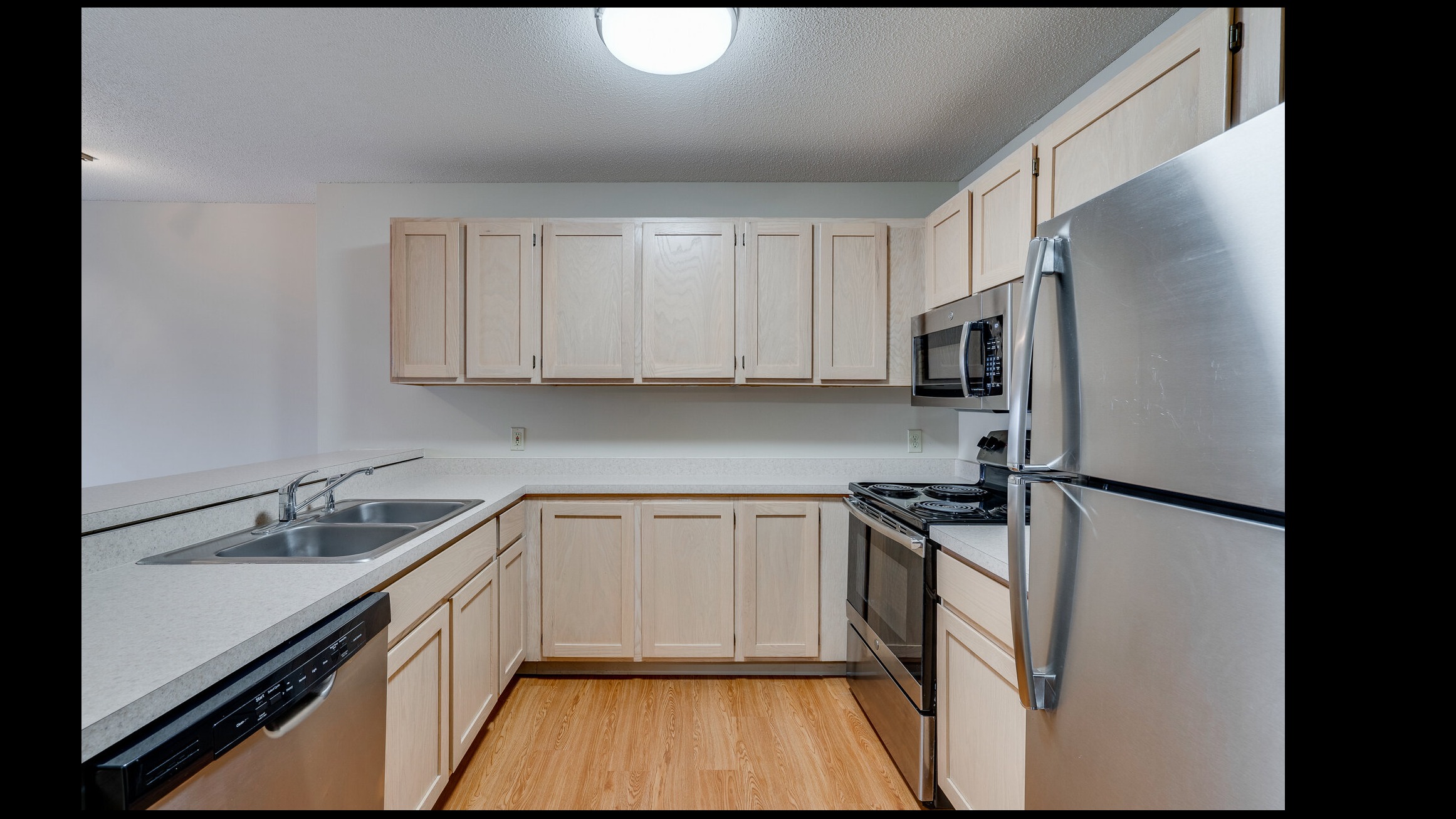 Laurel Village  Image 27