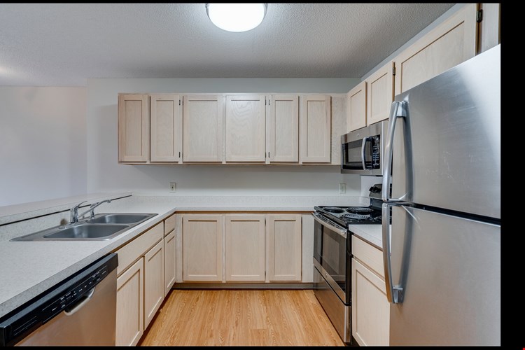 Laurel Village  Image 27