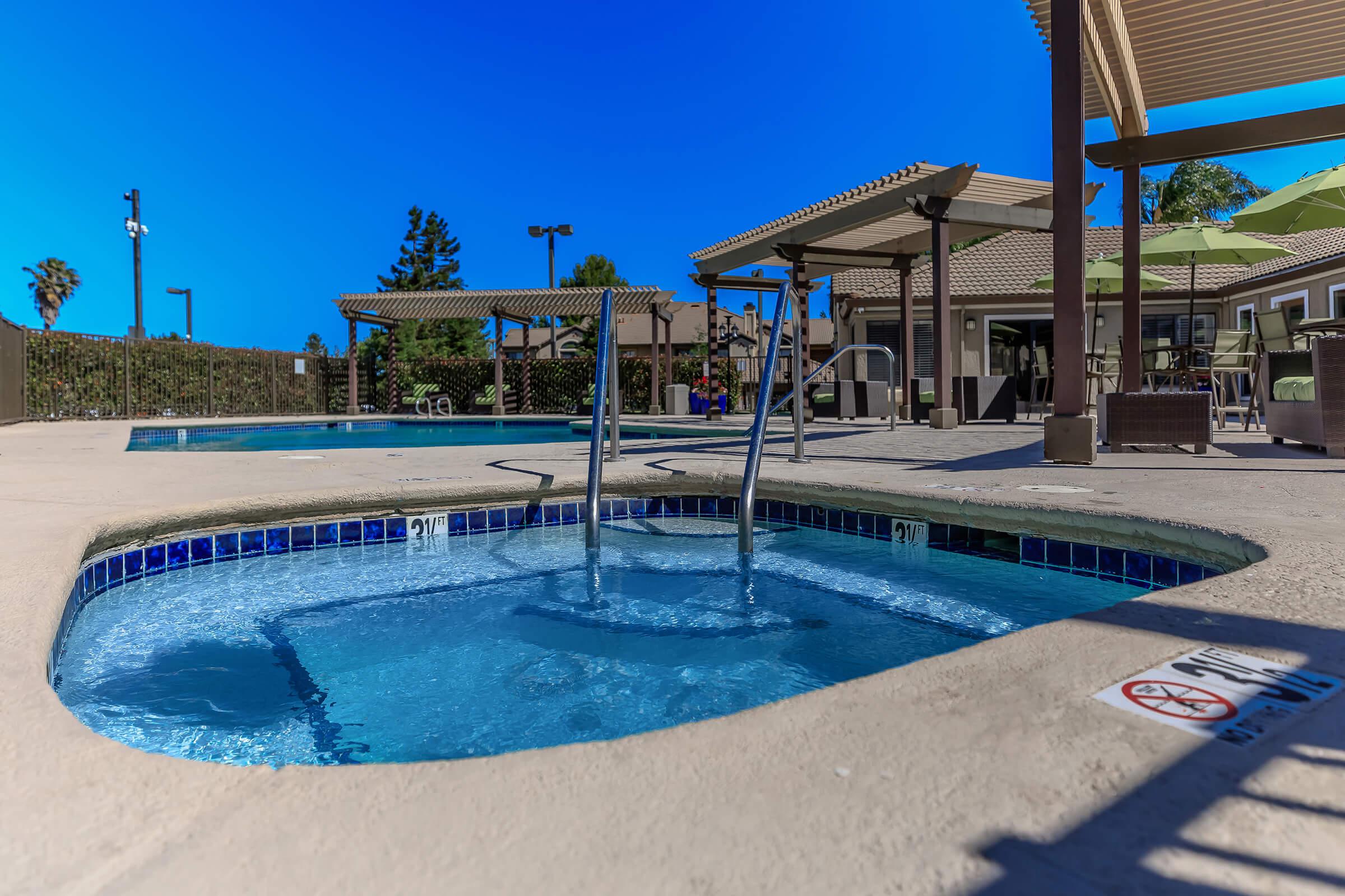 Oak Hills Apartments Image 3