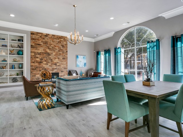 The Vine South Image 8