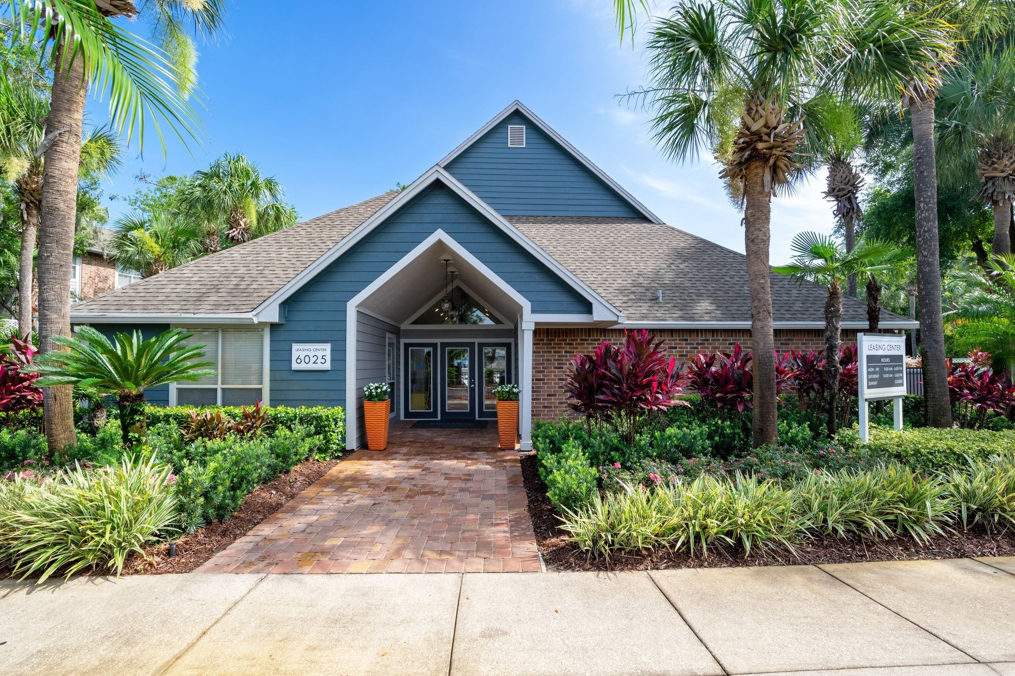 Twelve Oaks at Windemere Image 19