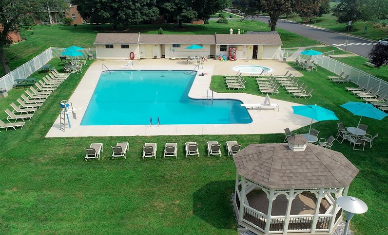 Manor House Apartments Image 1