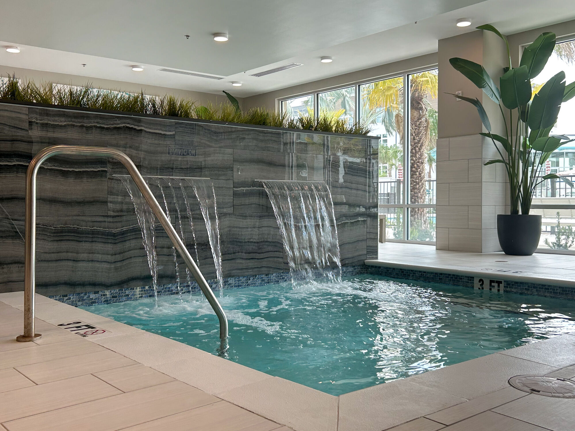 The Lucent at Sunrise Image 13