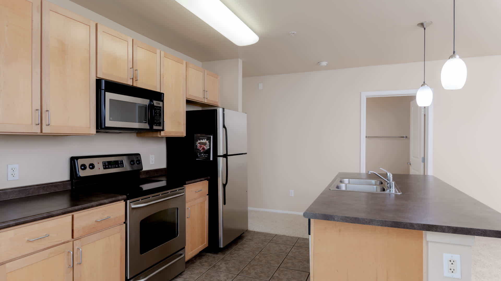 Market Street Village Image 6