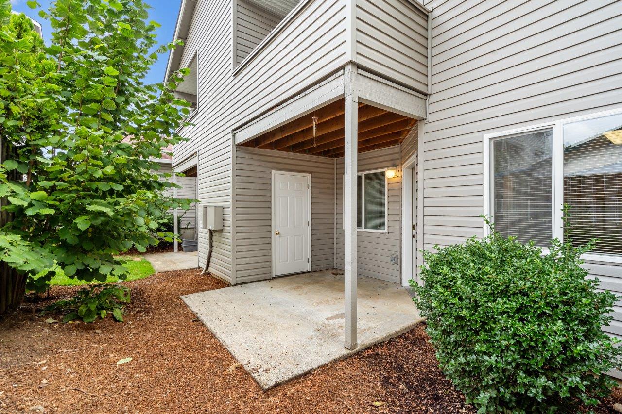Gilhurst Apartments Image 6