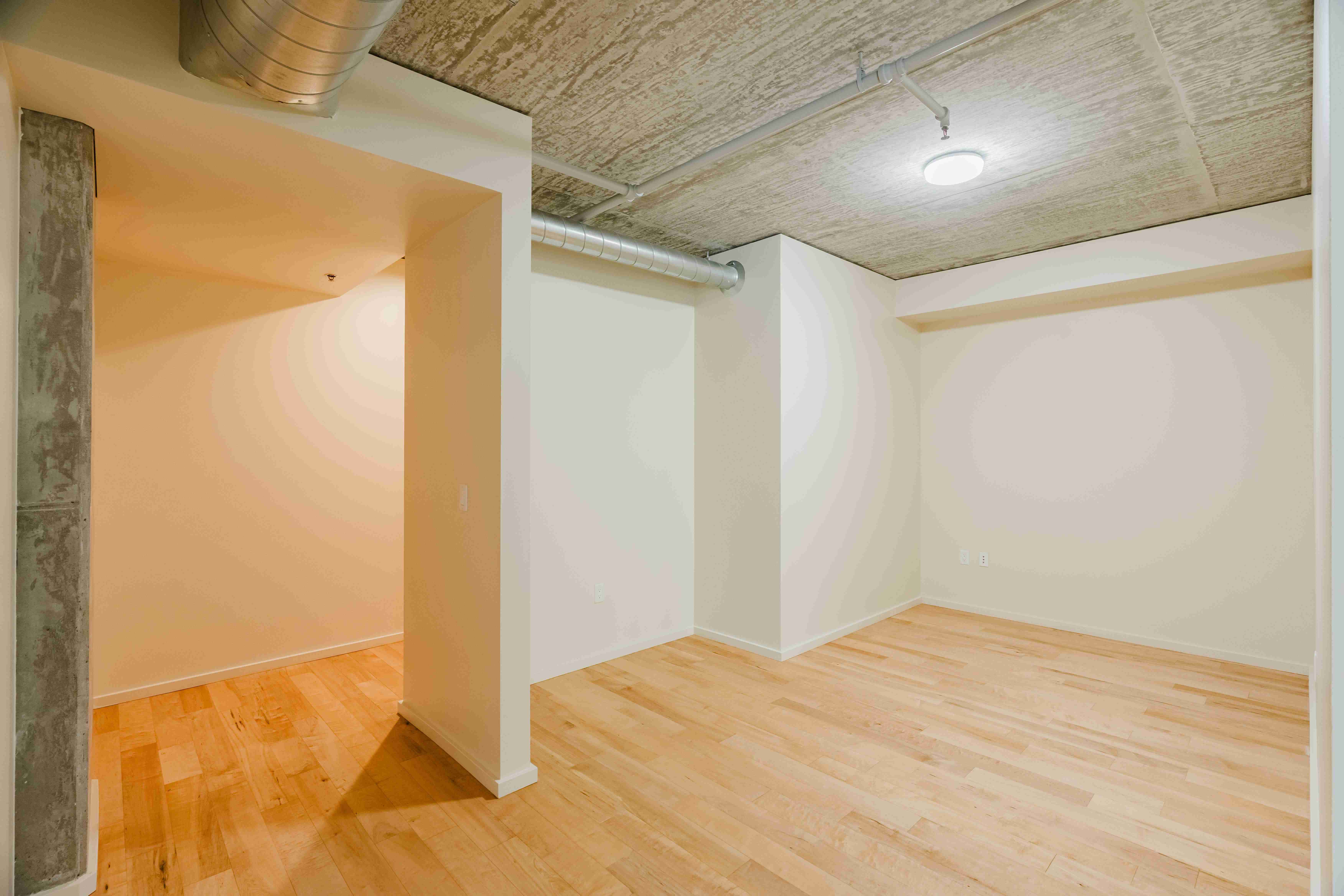 2x2 | 2121 Belmont
