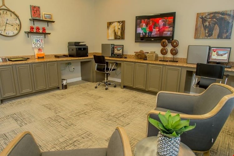 Nickel Creek Apartments Image 15