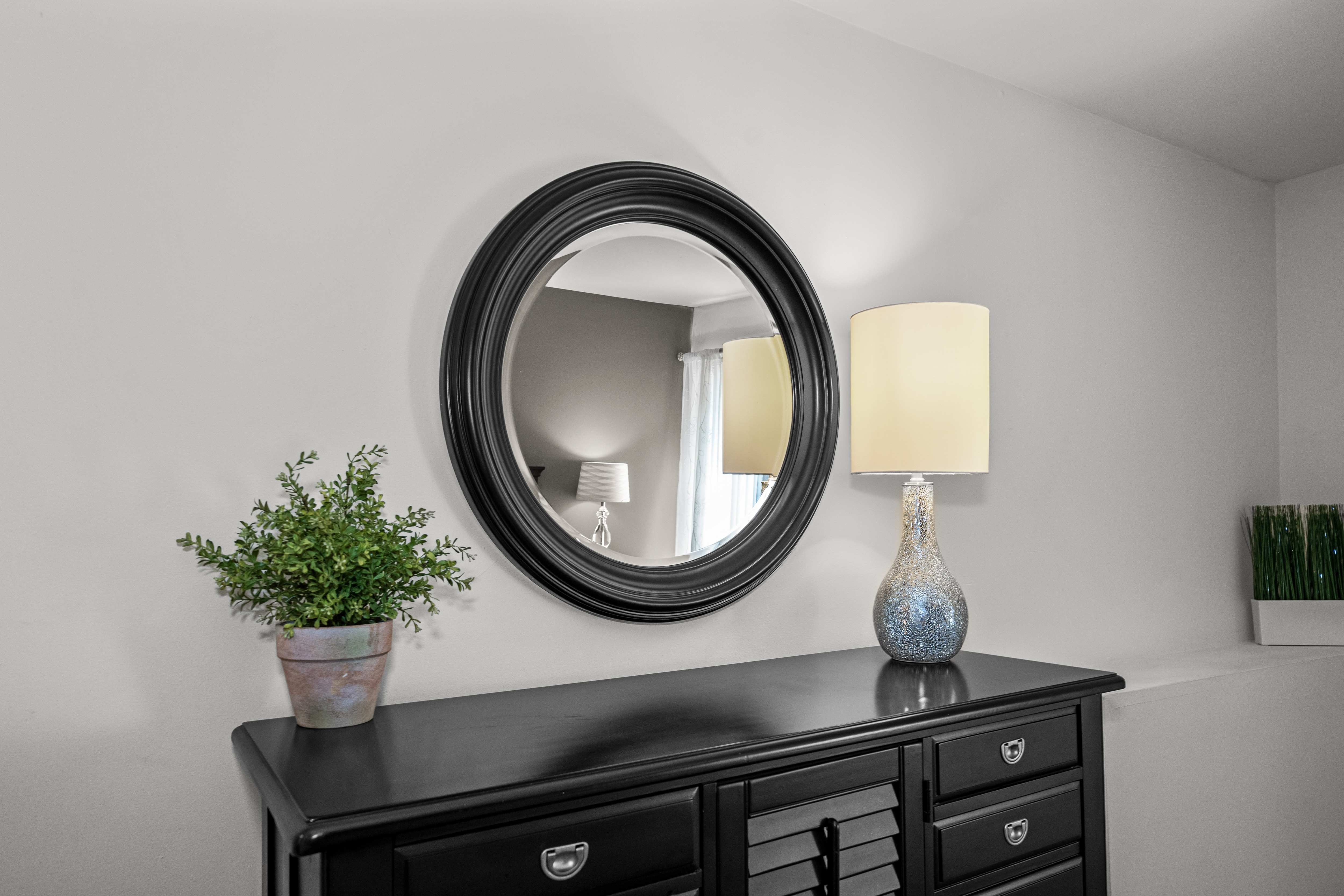 Park Lane Apartments in Southfield, MI