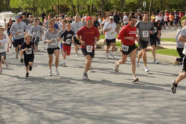 Runners in Eagleview Town Center