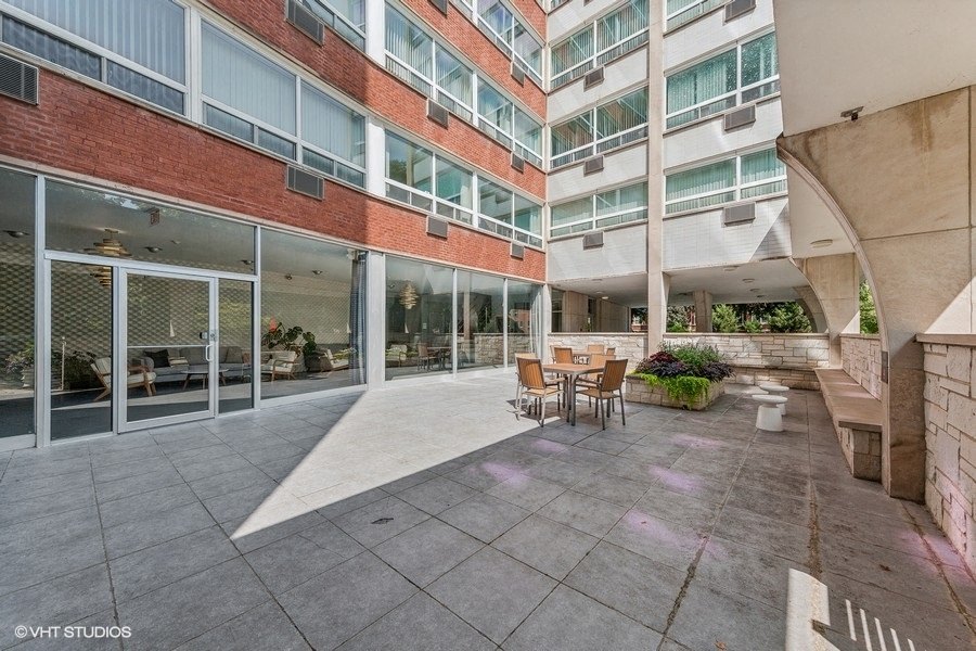 Presidential Apartments Image 37