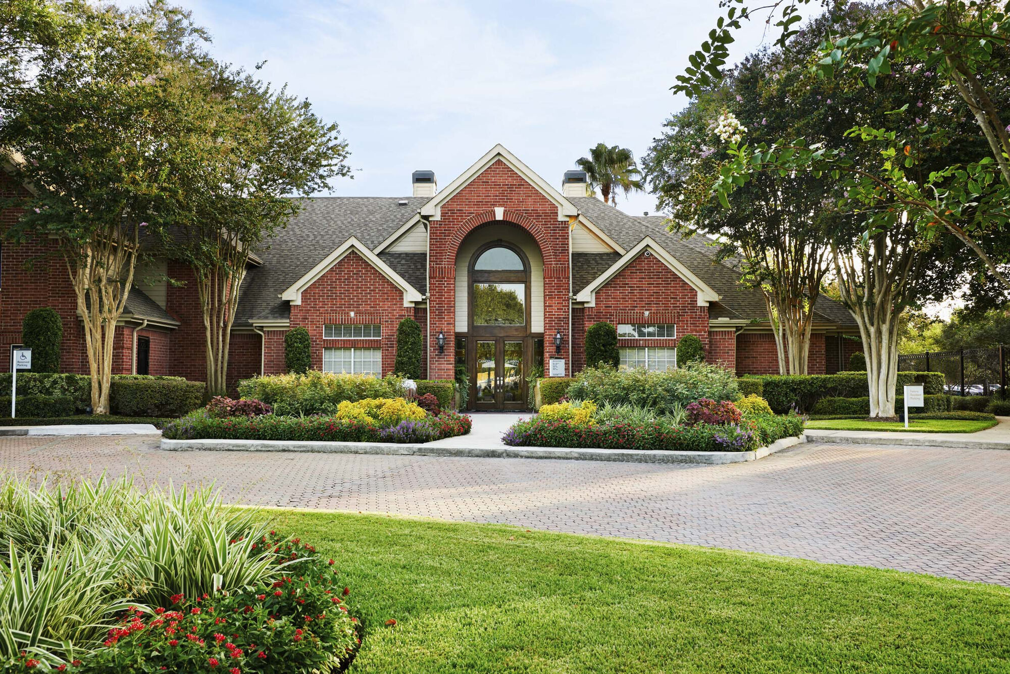 Camden Holly Springs Image 30