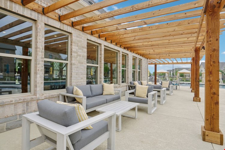 BB Living The Tribute Image 44