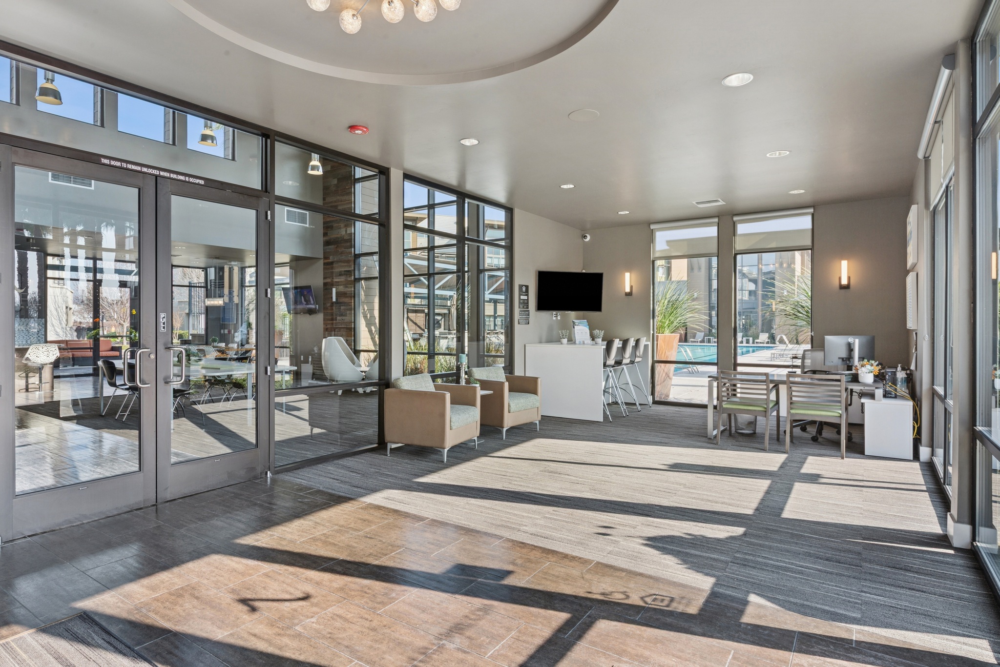 Aspire Apartments Tracy CA lobby lounge amenities