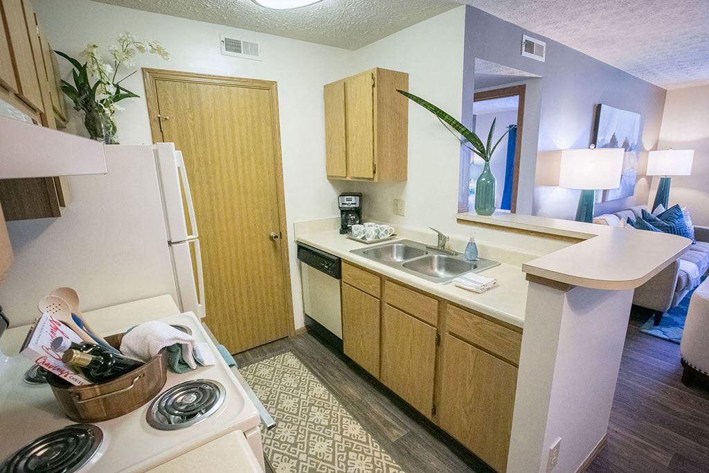 Sterling Park Apartments Image 12