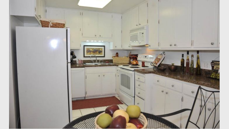 Montcalm Apartments Image 9