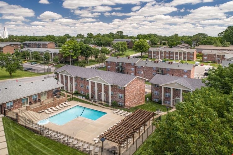 Columbia Crossing Image 8