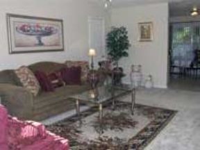 Glen Oaks Apartments Image 13