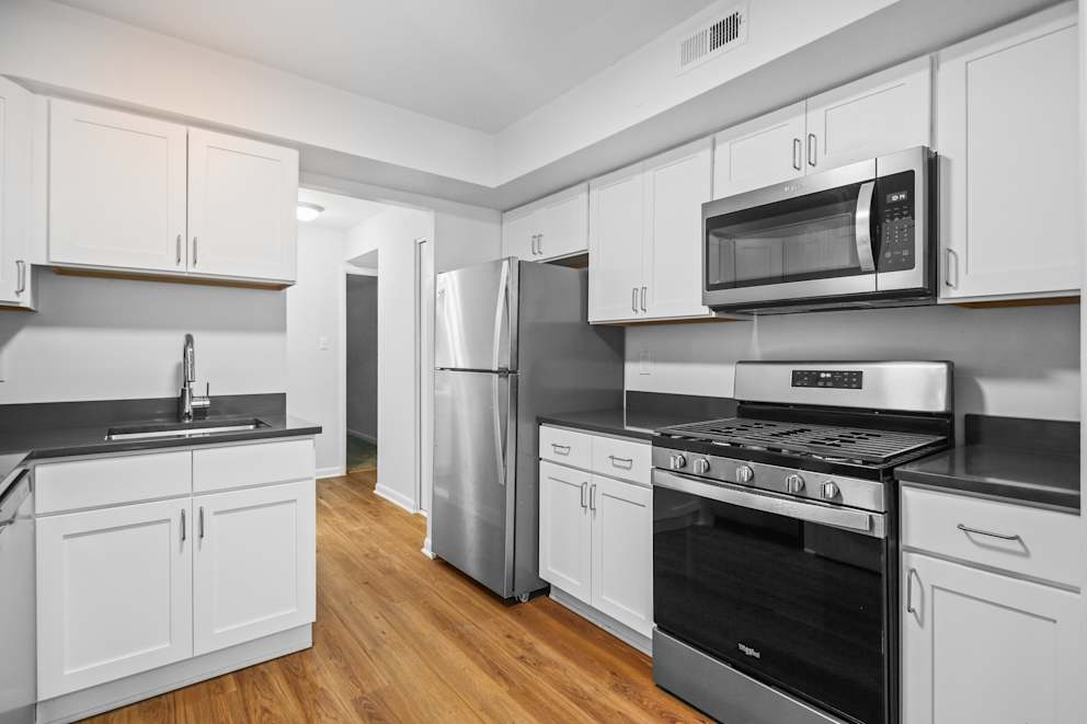 Fairway Apartments Image 12