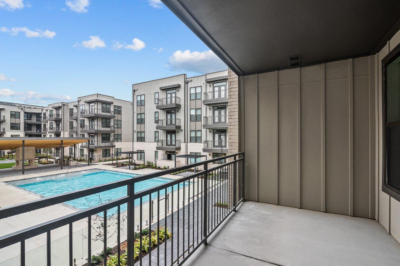 Lenox Katy Crossing Image 26