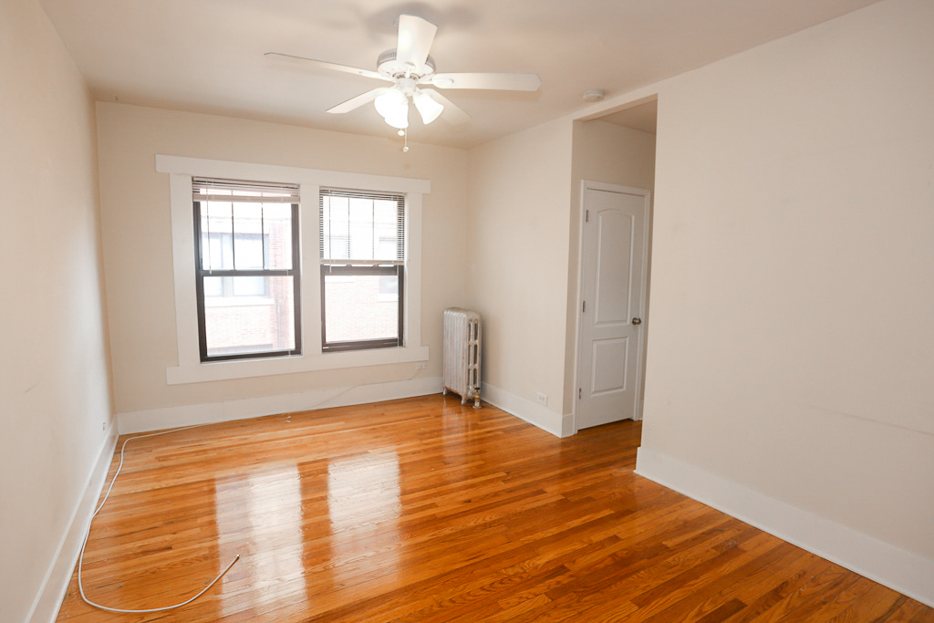 512-20 W. Cornelia Image 28