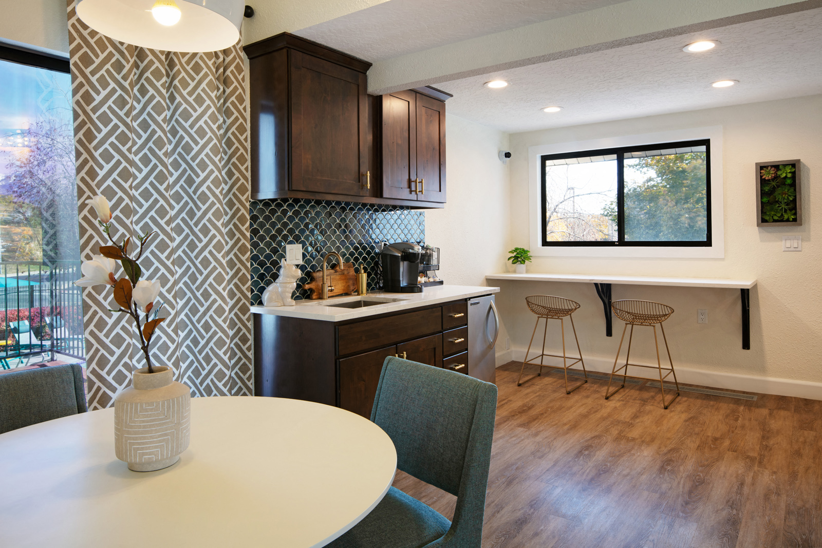 Clover Creek Apartments Community Coffee Bar