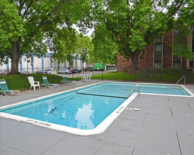 Atlas Pointe Apartments Image 4