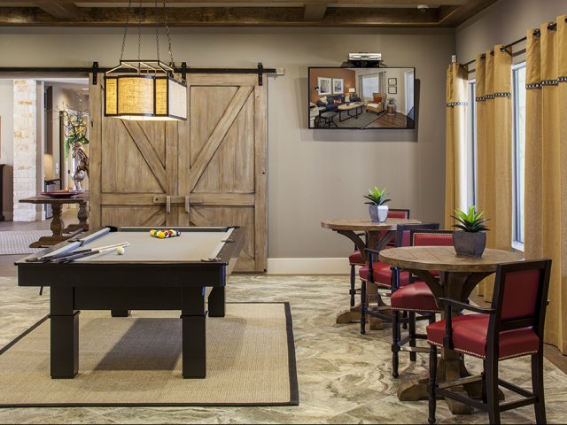 Platinum Shavano Oaks Apartments Image 31