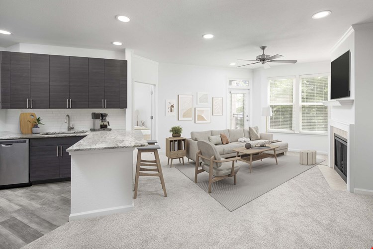 Camden Monument Place Image 9