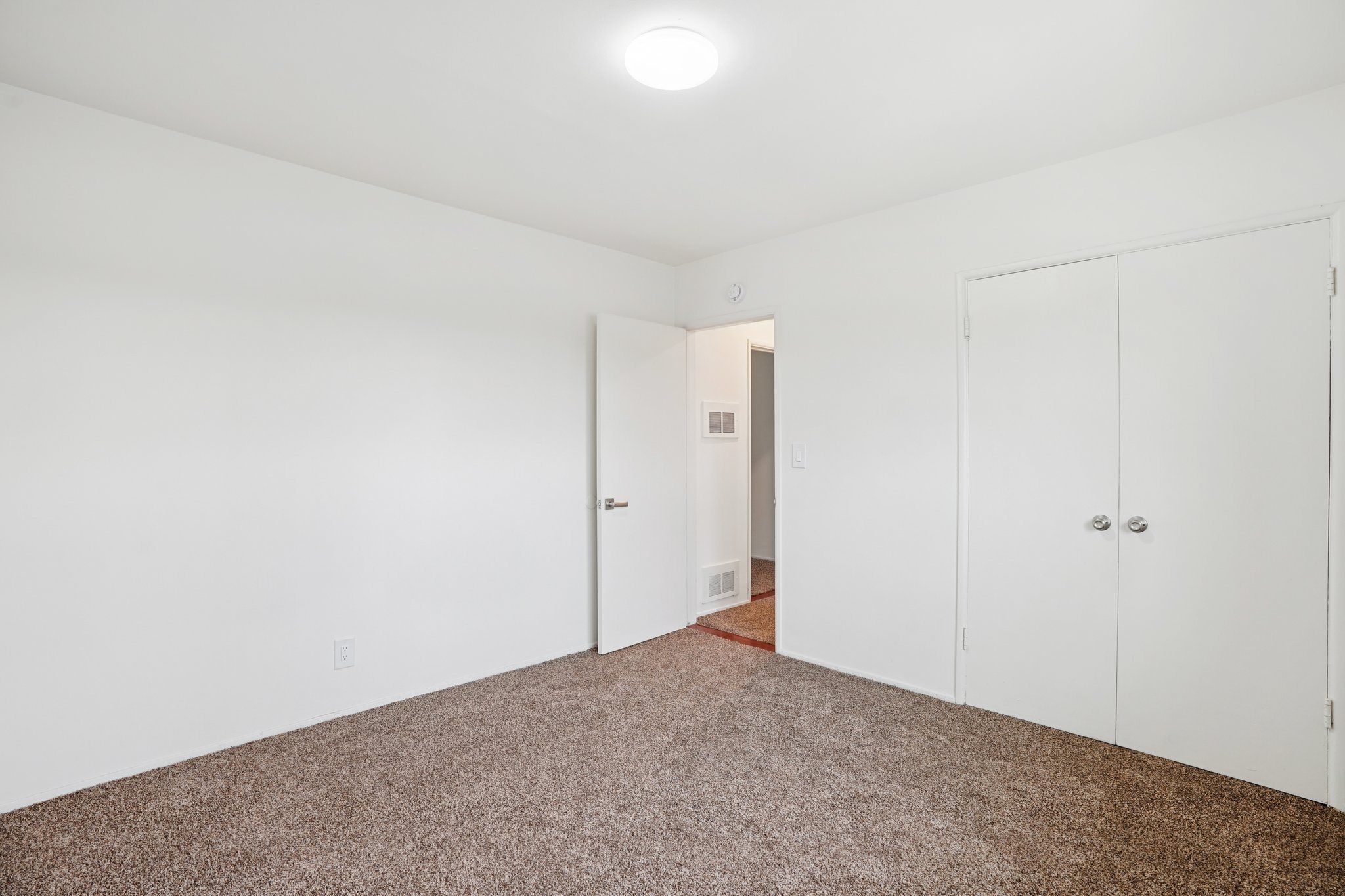 Crenshaw Manor Image 16