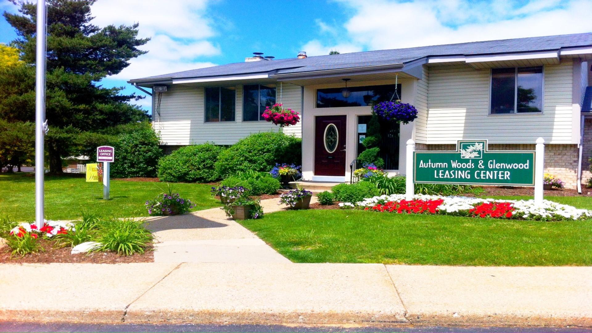 Autumn Woods and Glenwood Image 3