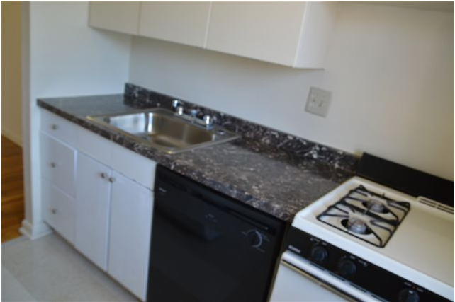 Edsall Garden Apartments Image 3