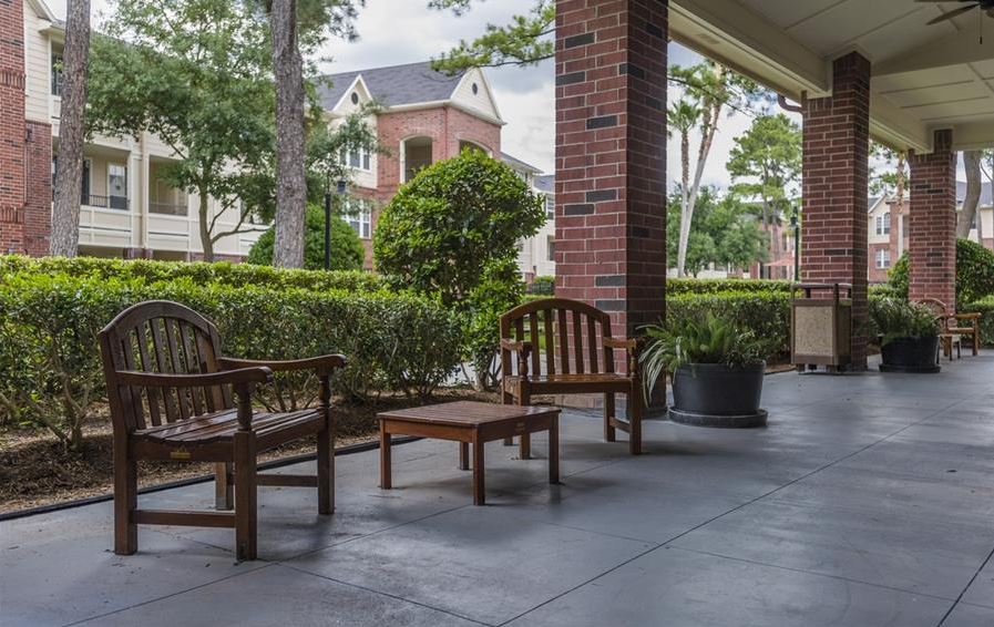 The Veranda at Centerfield Image 3