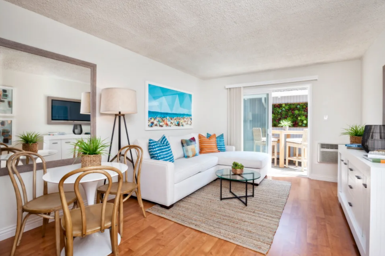 Parkwood Apartments Image 5