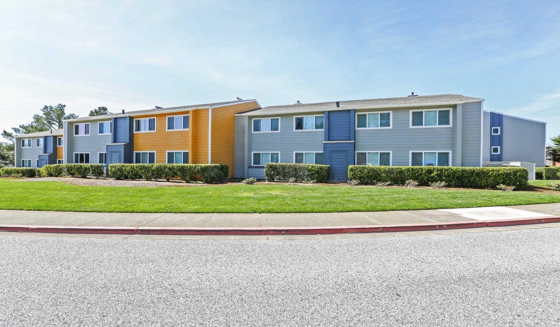 Pet-friendly community just a block from Fairmont Park