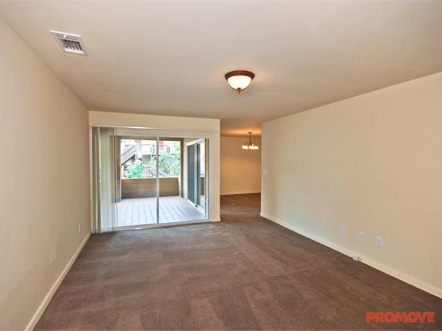 Esquire Apartments Image 2