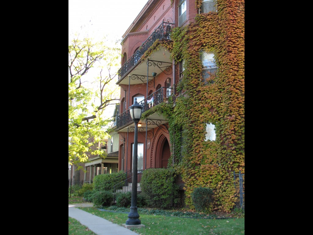 Best Apartments Image 2