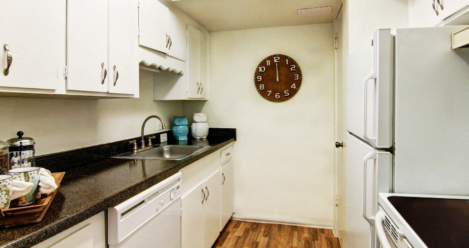 Plantation Apartments Image 4