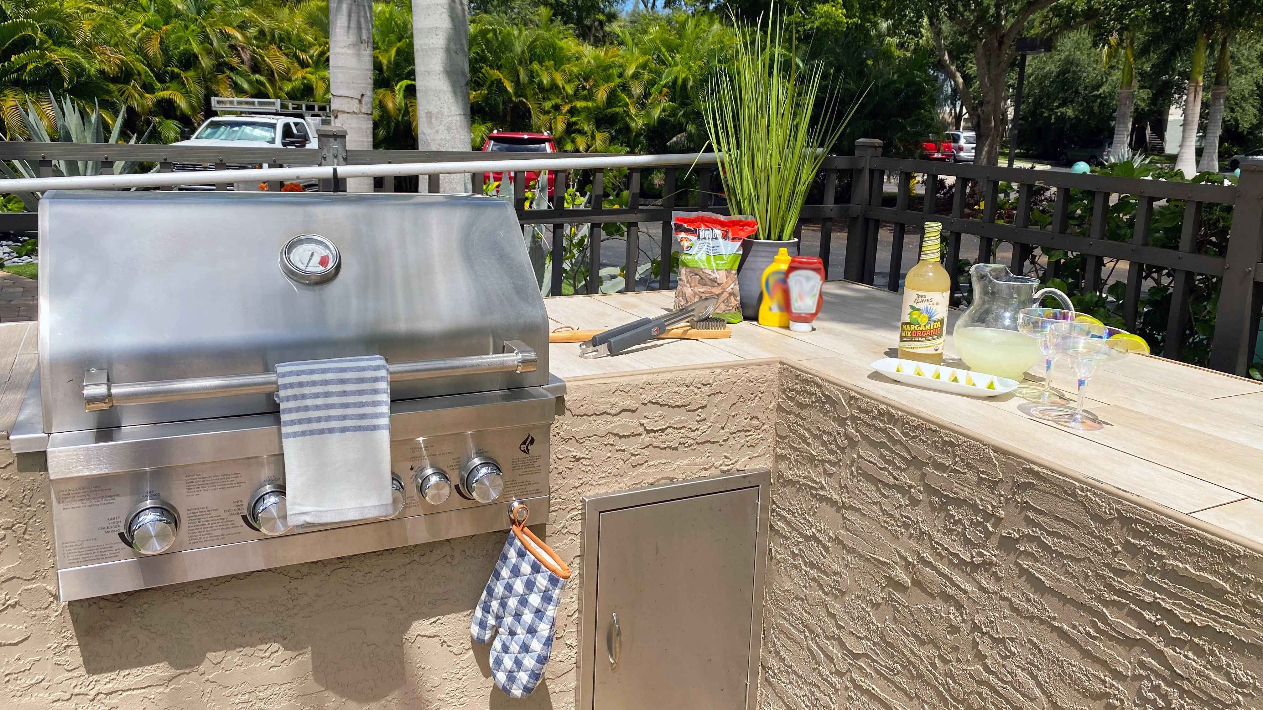 Fire up sizzling delights at our outdoor kitchen - where flavor meets fun! 