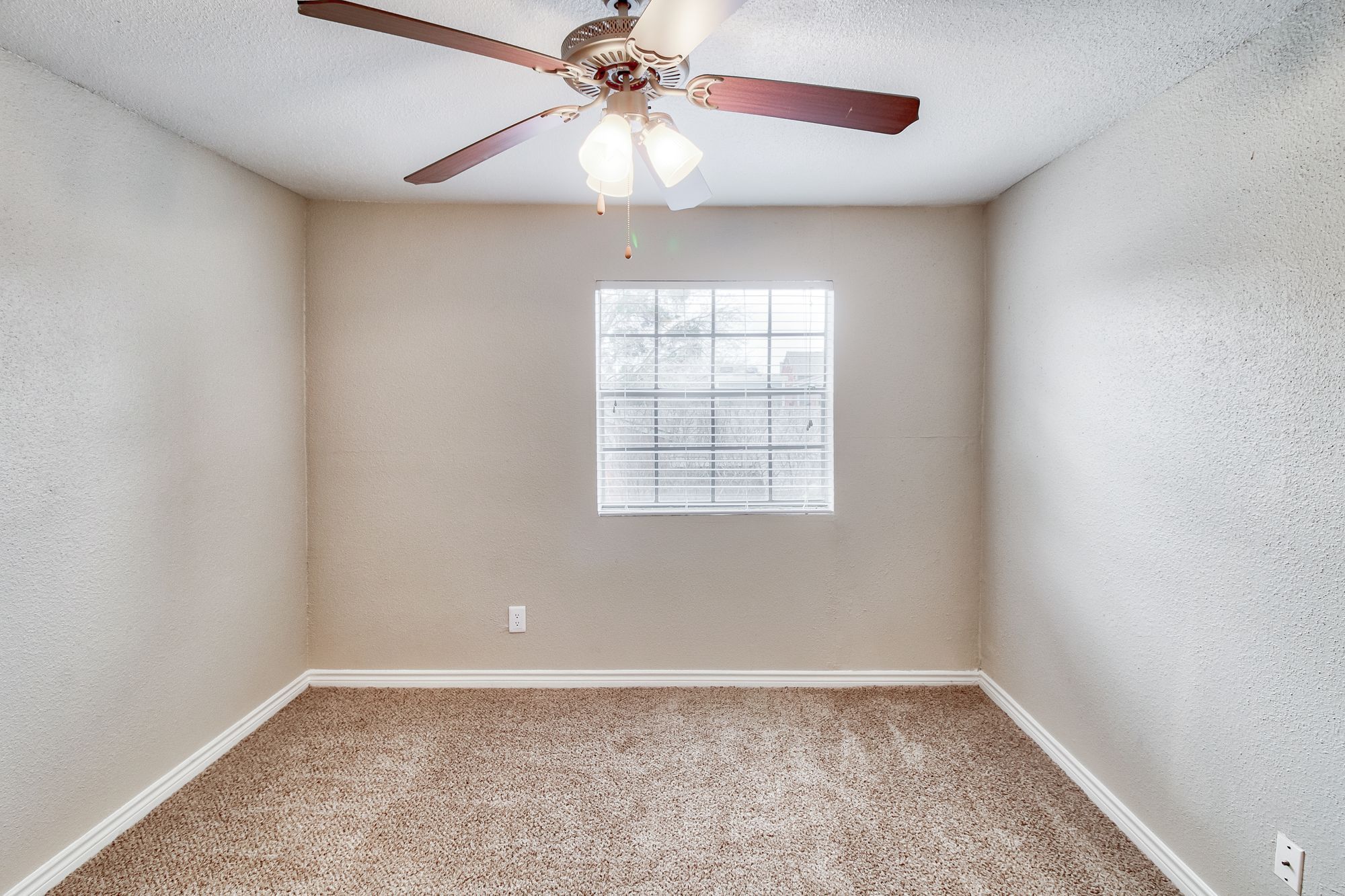 Promontory Point Apartments Image 33