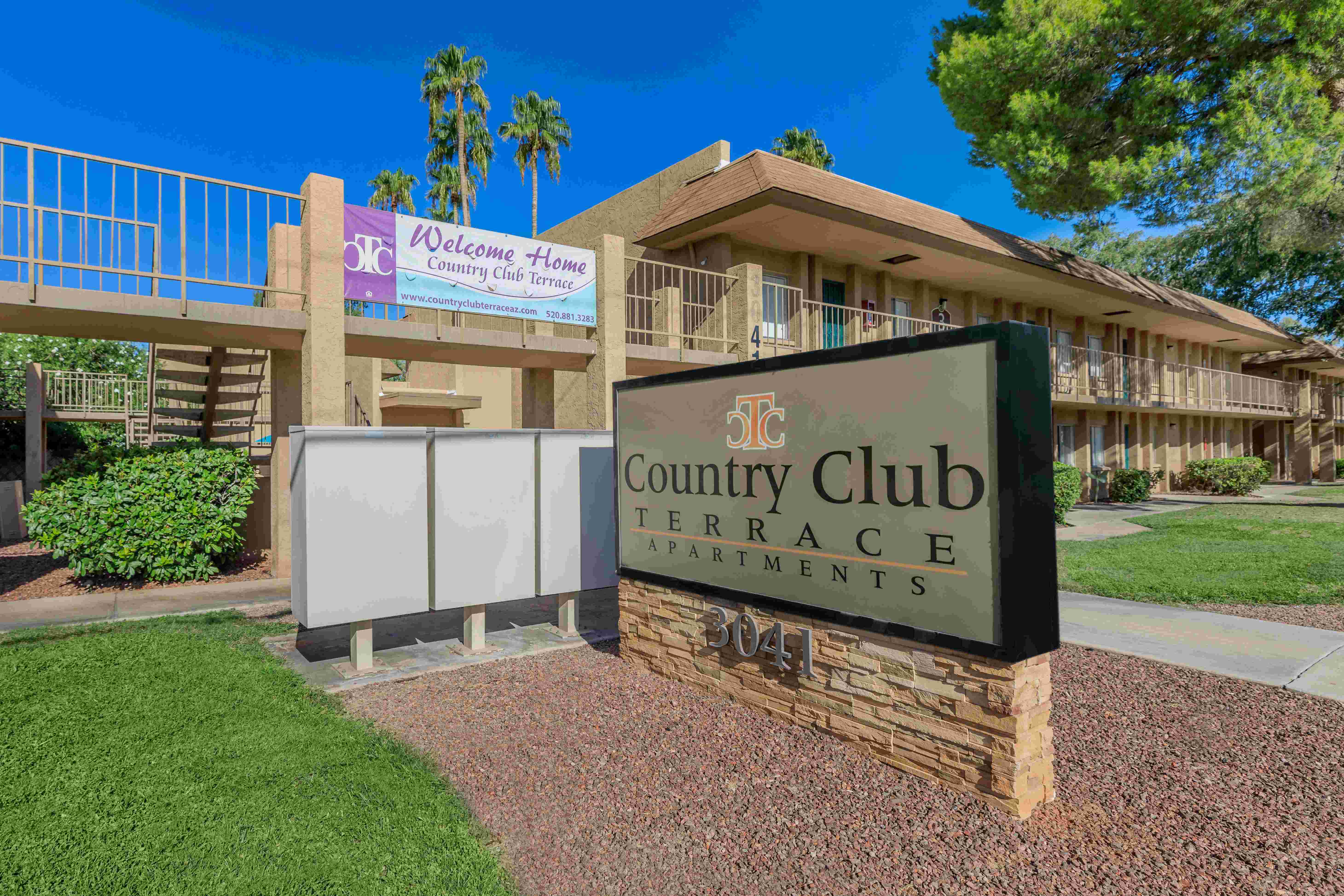 Country Club Terrace Image 22