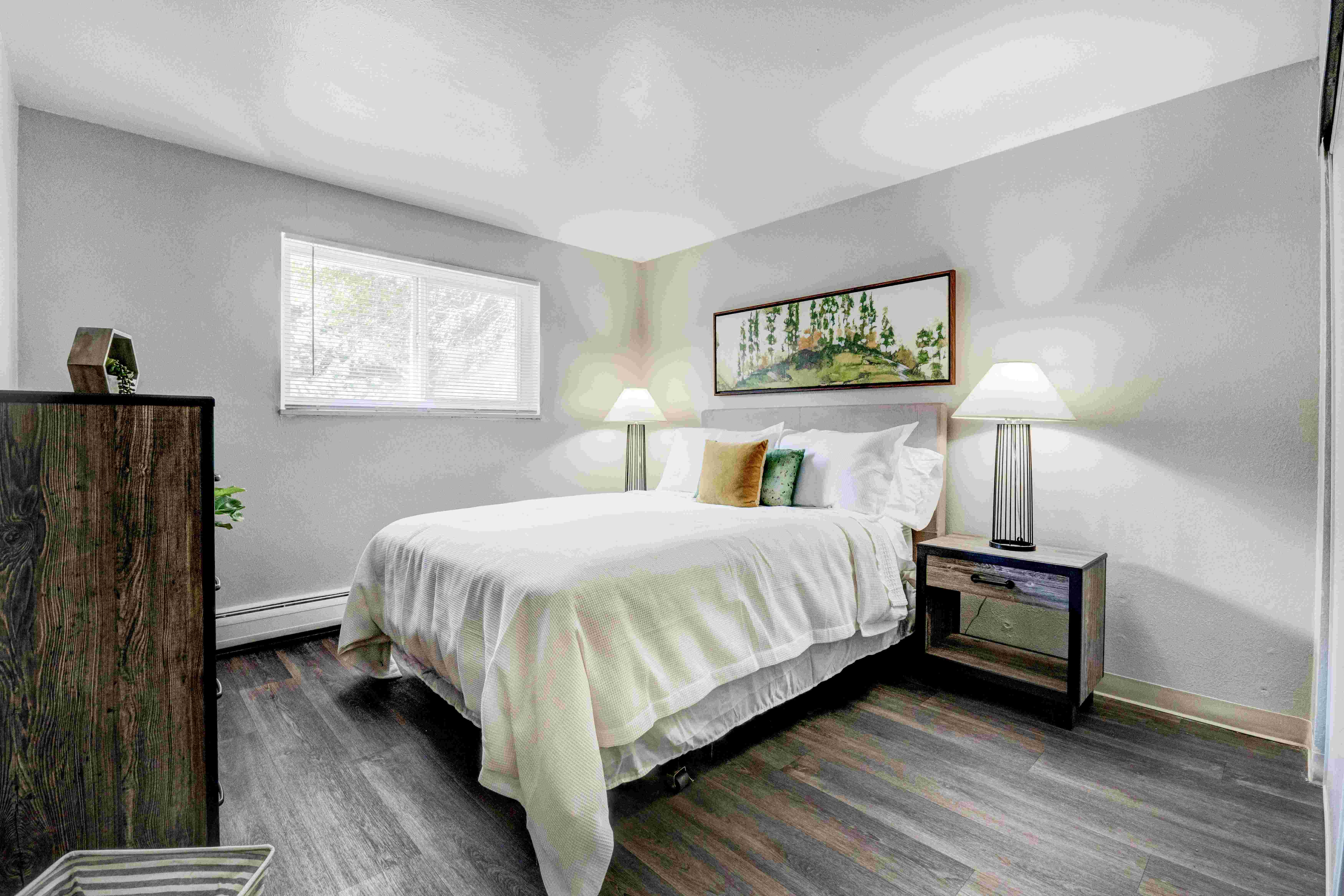 Forest Manor Image 6