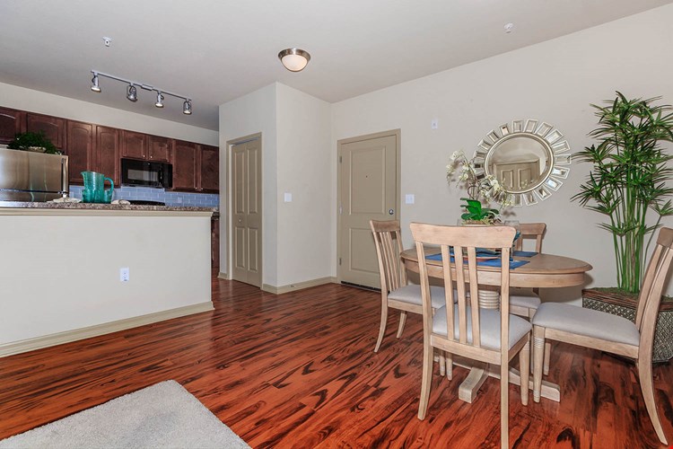 Riversong Apartment Homes Image 7